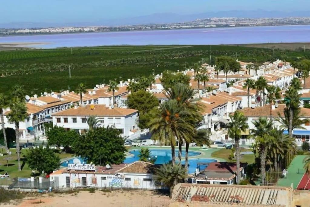 Bungalow En Los Balcones Planta Baja Manzana 5 Numero 18 Alicante Exterior photo